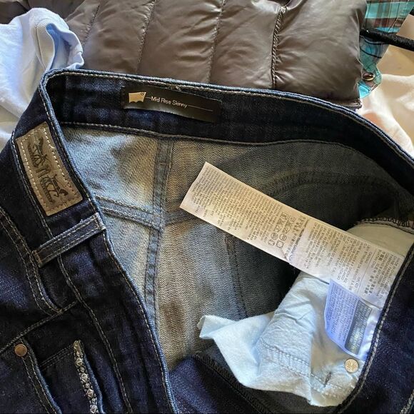 🍄 Levi’s Dark Blue Mid Rise Skinny Jeans - Picture 6 of 7